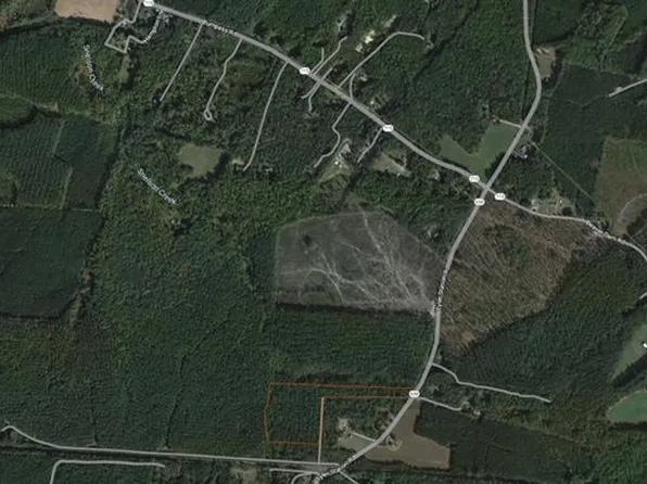 17735 Tyler Station Rd, Beaverdam, VA 23015