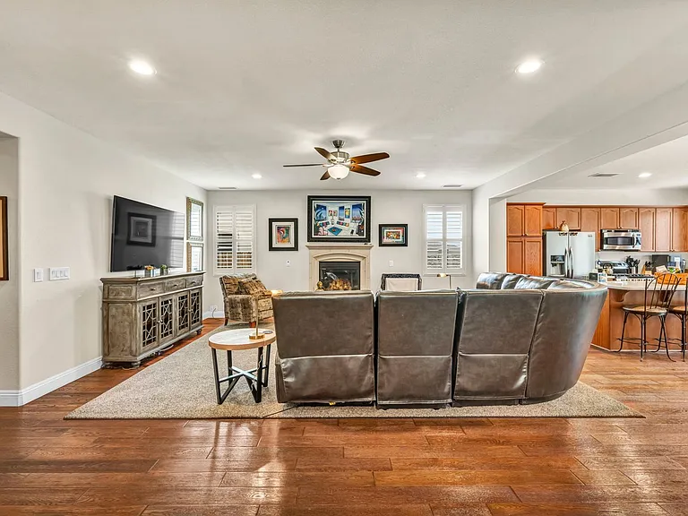 2199 Angel Ridge Dr — Photo 9