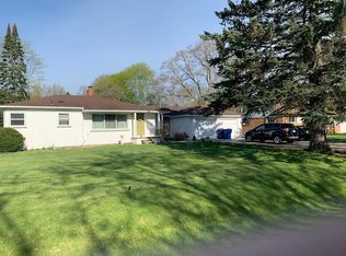 1373 Orchid St, Waterford, MI 48328
