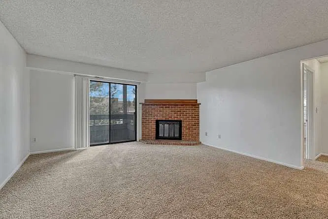 2 bed, 2.0 bath, 1000 sqft, $1,695 — Photo 4