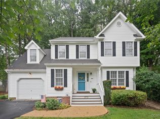 1973 Castle Glen Dr, North Chesterfield, VA 23236