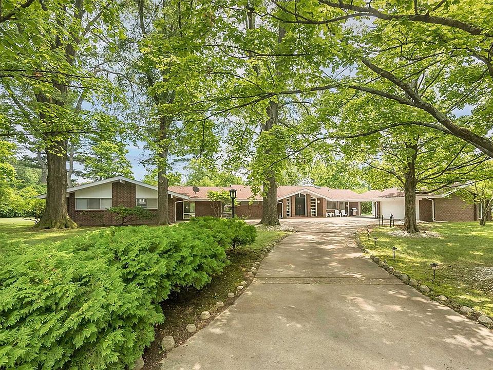 1st image of 6 Salem Estates Dr