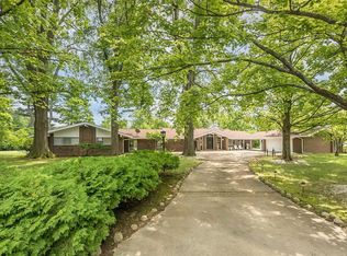 6 Salem Estates Dr, Saint Louis, MO 63124