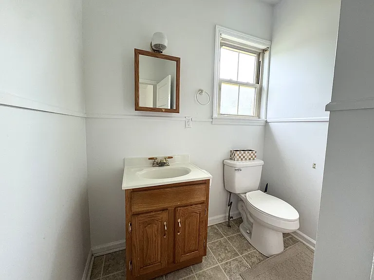 3963 Church St — Photo 4
