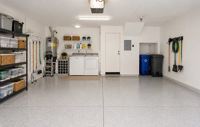 2901 Escala Cir — Photo 13
