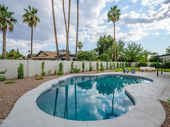 4th image of 5937 E CORRINE Drive