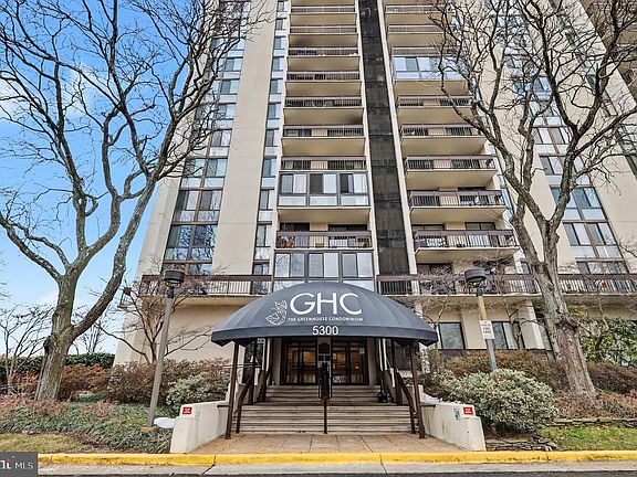 3rd image of 5300 Holmes Run Pkwy APT 615