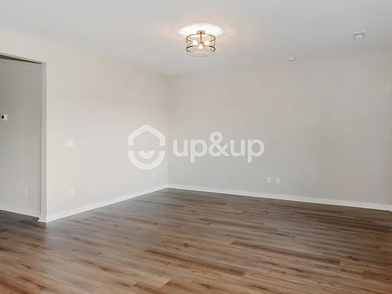 231 John Harold Dr — Photo 6