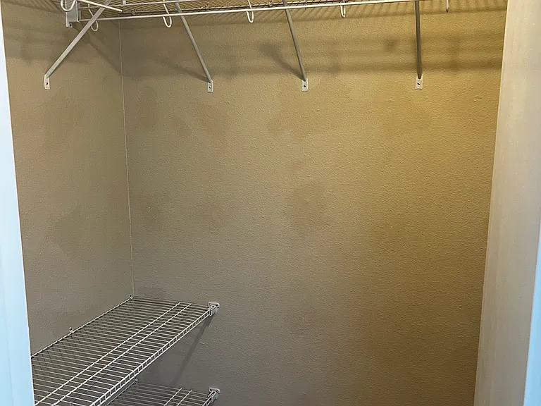 725 Heavens Dr #4 — Photo 11