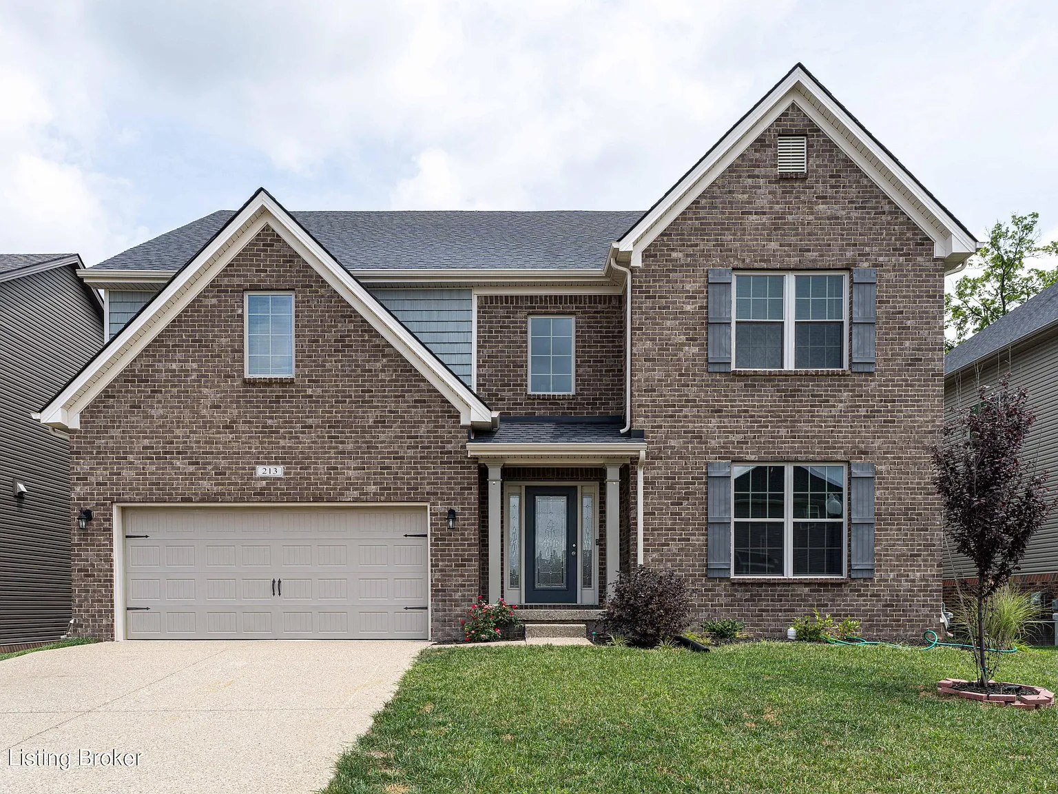 4 bed, 3.0 bath, 2944 sqft, $3,000 — Photo 1