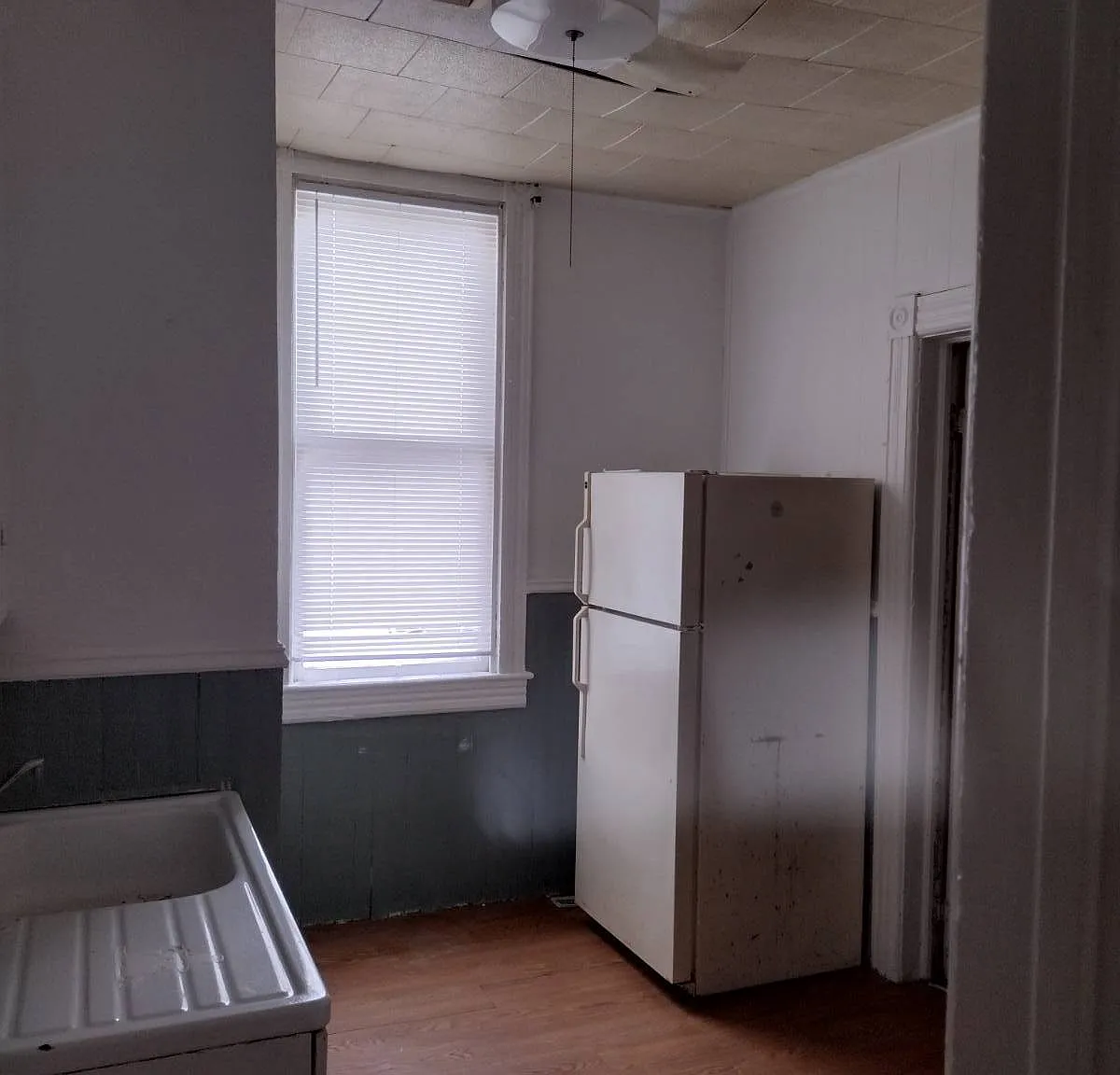 1 bed, 1.0 bath, $700 — Photo 3