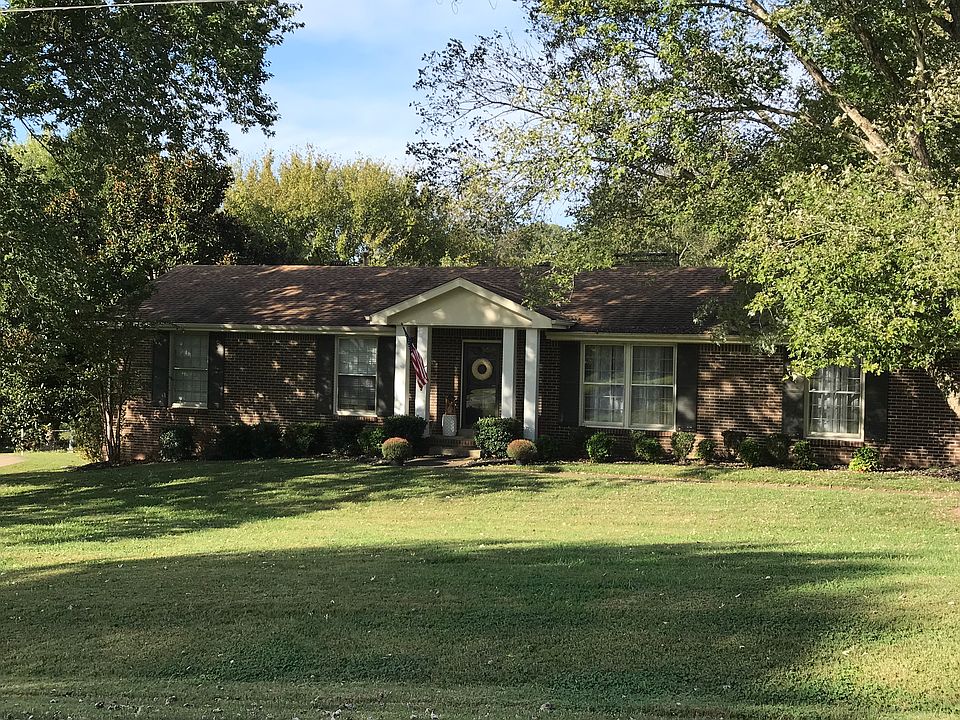 1st image of 406 Fabian Pl