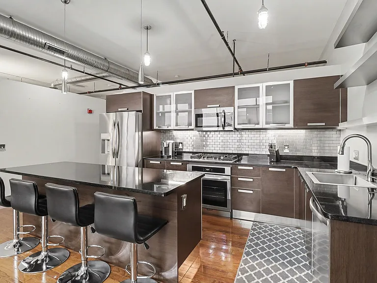 100 N Center St #402 — Photo 4