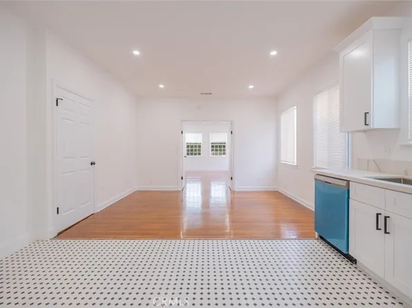 418 N Hill Ave APT 3, Pasadena, CA 91106