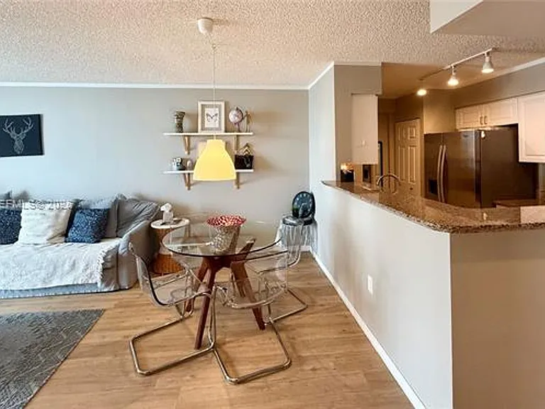 1155 Brickell Bay Dr #1205 — Photo 9