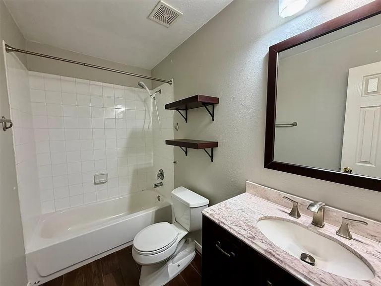 25206 Barmby Dr — Photo 19