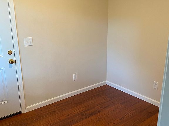 Extra room in front which can be used as office space.