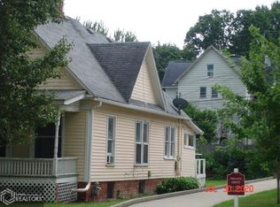 610 A Ave E, Oskaloosa, IA 52577