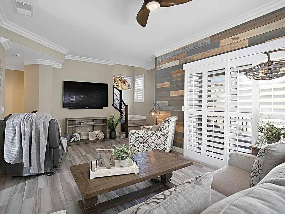 Cozy Family Room.
