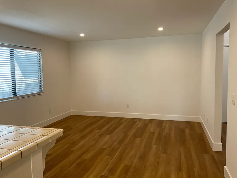 7835 Medallion Way — Photo 8