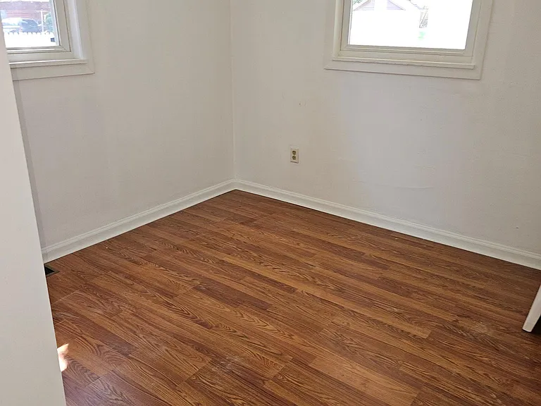 57 Walbrook Ave — Photo 11