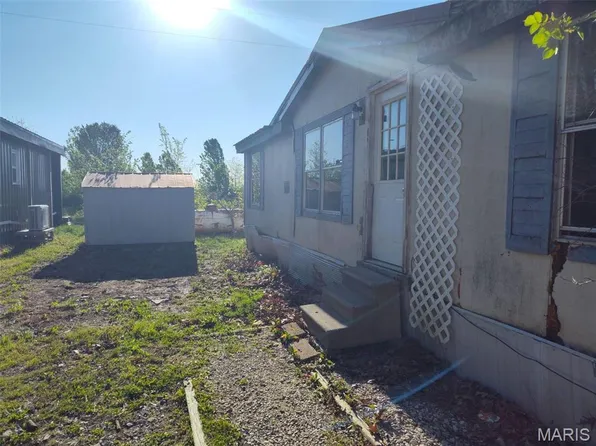 5226 Timber Lake Dr, Waterloo, IL 62298