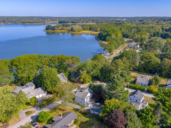 6 Tidewater Cove, Falmouth, ME 04105