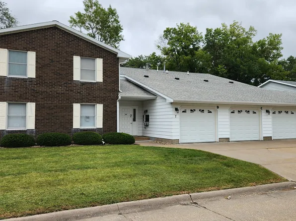 814 13th Ave N #7C, Clinton, IA 52732
