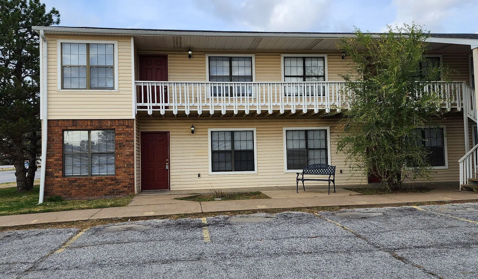 1001 S St. Louis Ave — Photo 1
