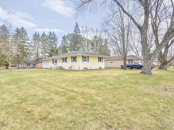 2nd image of 39019 2nd Ave