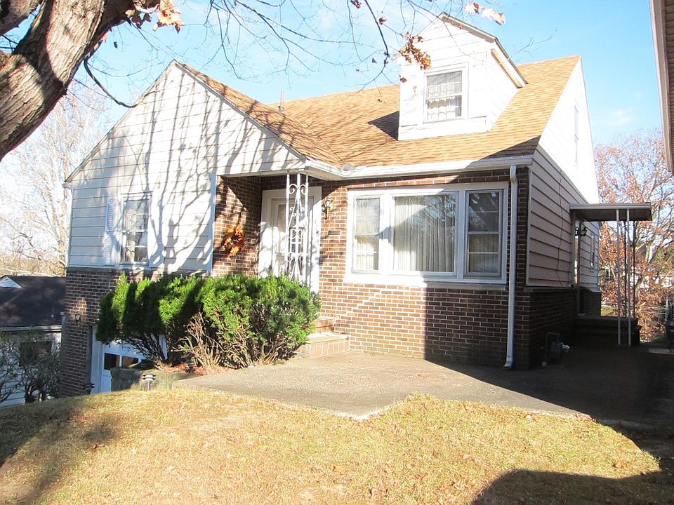 1st image of 416 Green Oak Dr
