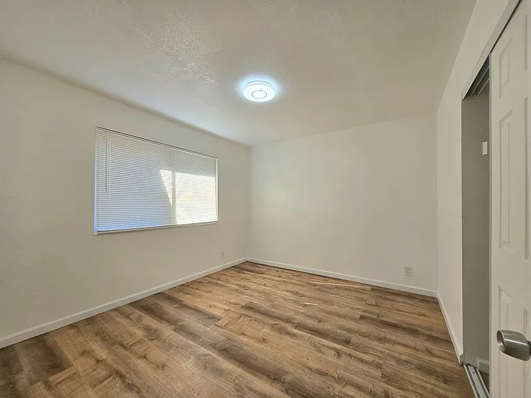 27756 Hummingbird Ct — Photo 6
