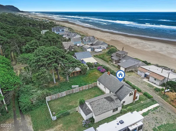 6984 NW Finisterre Ave, Yachats, OR 97498
