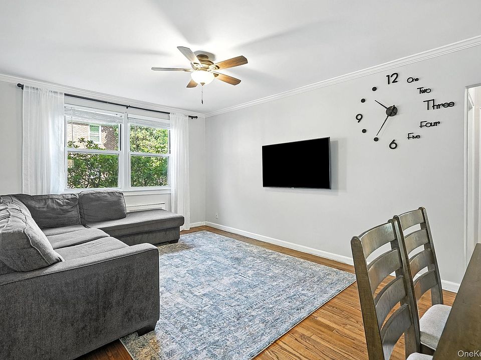 1st image of 3 Bryant Crescent #1B