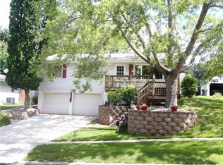 4024 14th Ave SE, Cedar Rapids, IA 52403