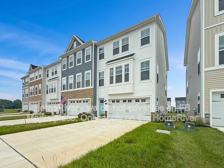 1419 Lake Geneva Dr — Photo 4