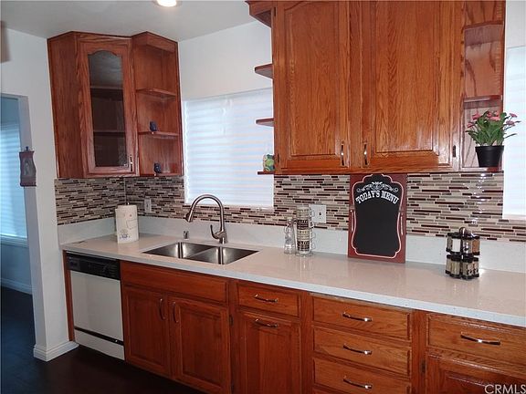 4th image of 4009 Lindsey Ave