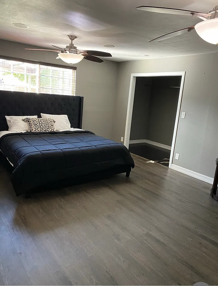 1 bed, $1,300 — Photo 1