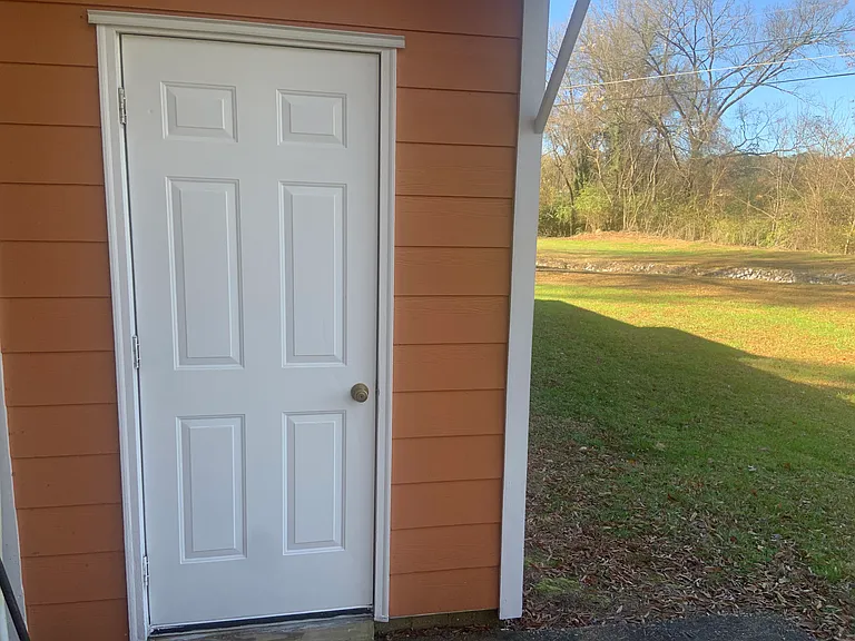 4511 Rogers Rd #B — Photo 17