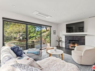 5721 Valley Oak Dr, Los Angeles, CA 90068