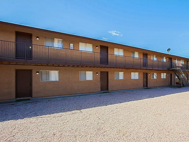 Aire Libre Apartments — Photo 11