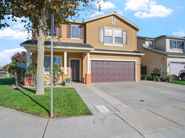 2303 Gallery Dr, Riverbank, CA 95367