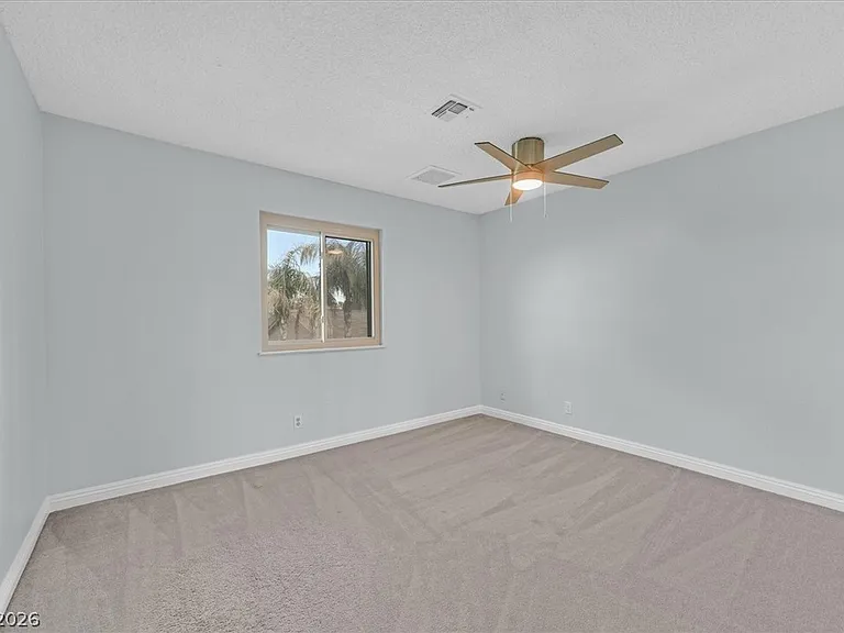 2238 Marlboro Dr — Photo 20