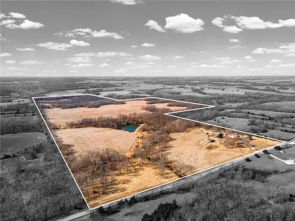 3919 SW State Route T, Polo, MO 64671