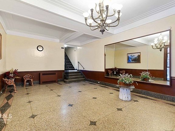 5th image of 3300 Netherland Ave #1EE