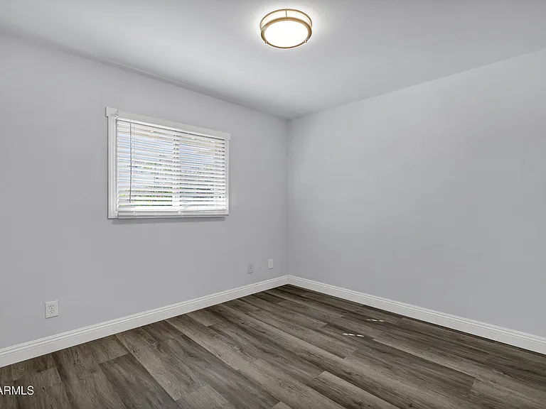 14 E Hermosa Dr — Photo 19