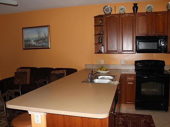 4th image of 4402 Lake Tahoe Cir