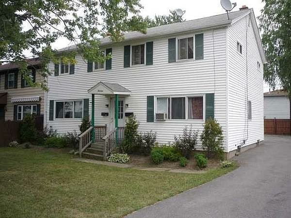 13 Paradise Court Cheektowaga, NY 14225