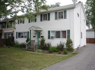 13 Paradise Ct, Cheektowaga, NY 14225