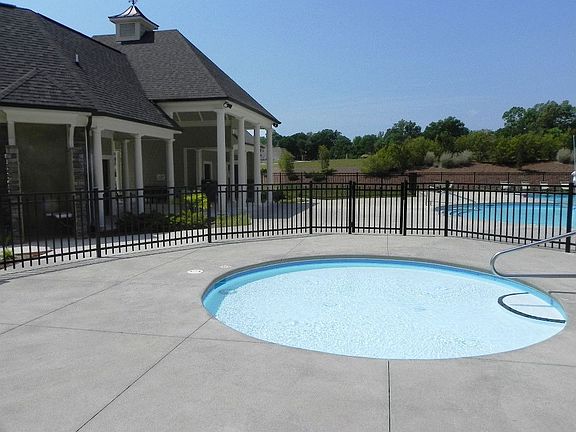 close up of the kiddie pool and club house